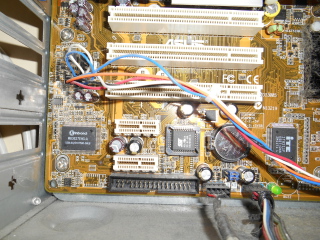 carte-mère avec la puce à reflasher...