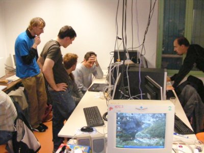 Le plus simple, c'est d'installer le pilote JDBC MySQL non ?